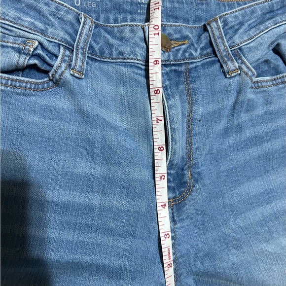 a.n.a Women's  Blue High-Rise Wide Leg Crop Jeans, size 6 - Picture 4 of 8